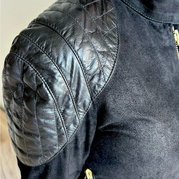 Gucci
Gucci Leather Jacket size 42 - Picture 2 of 8